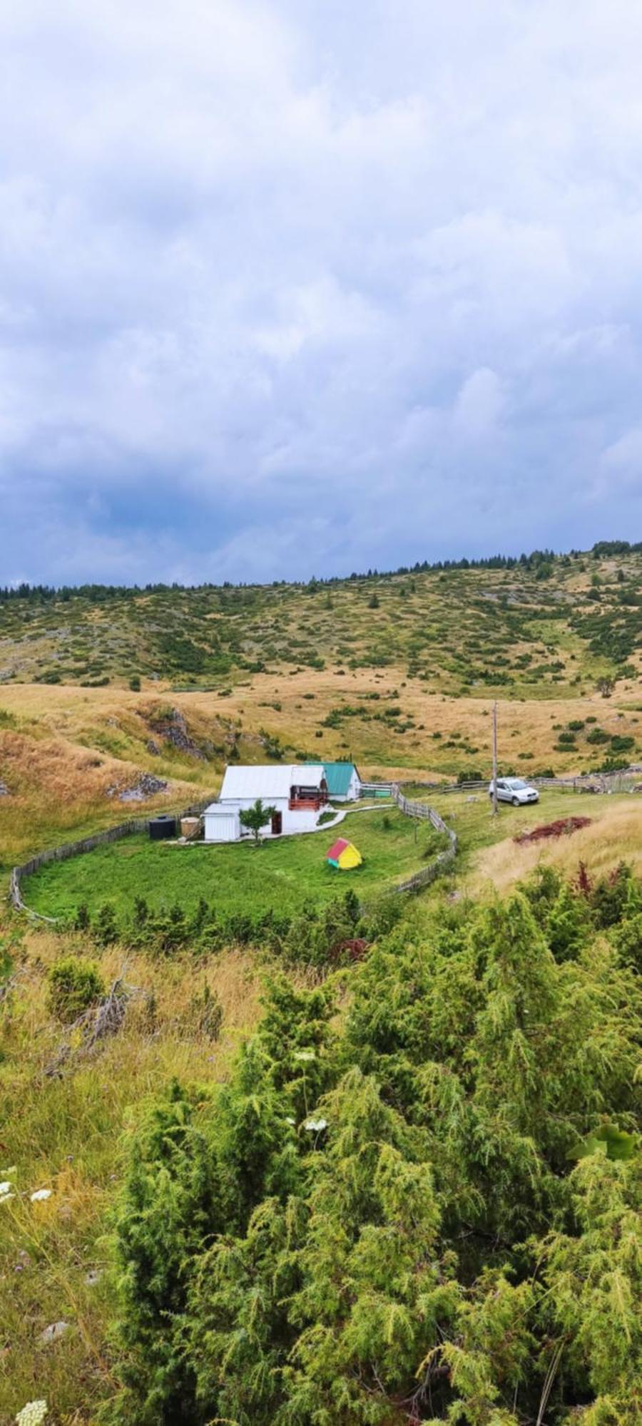 Weekend House In The Piva Nature Park 플루지네 외부 사진